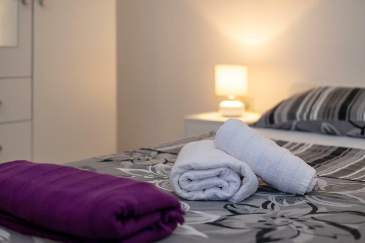 Holiday Home Barbara Trogir Buitenkant foto