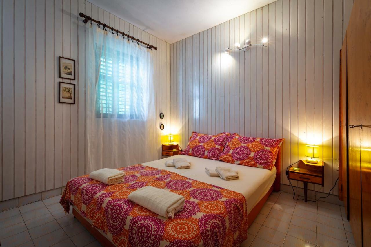 Holiday Home Barbara Trogir Buitenkant foto