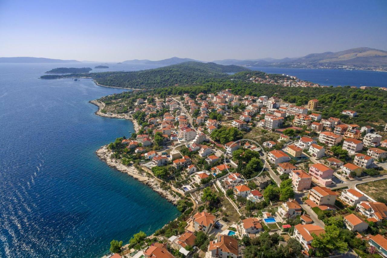 Holiday Home Barbara Trogir Buitenkant foto