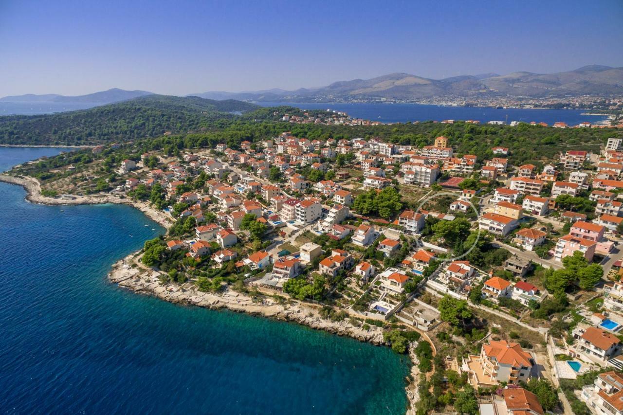 Holiday Home Barbara Trogir Buitenkant foto